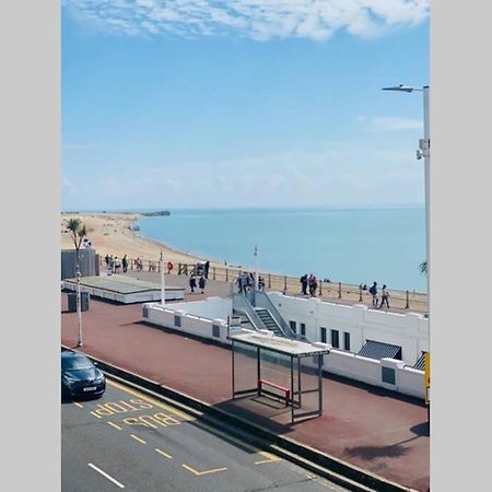 هاستَنغ Sea Front White Rock Apartment المظهر الخارجي الصورة