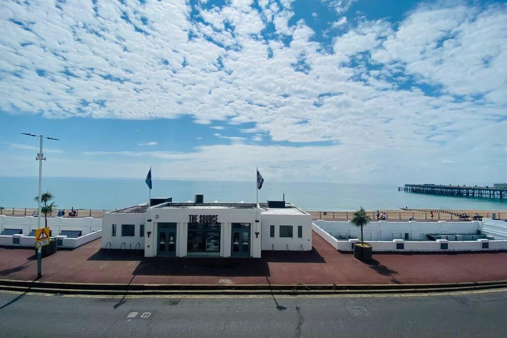هاستَنغ Sea Front White Rock Apartment المظهر الخارجي الصورة