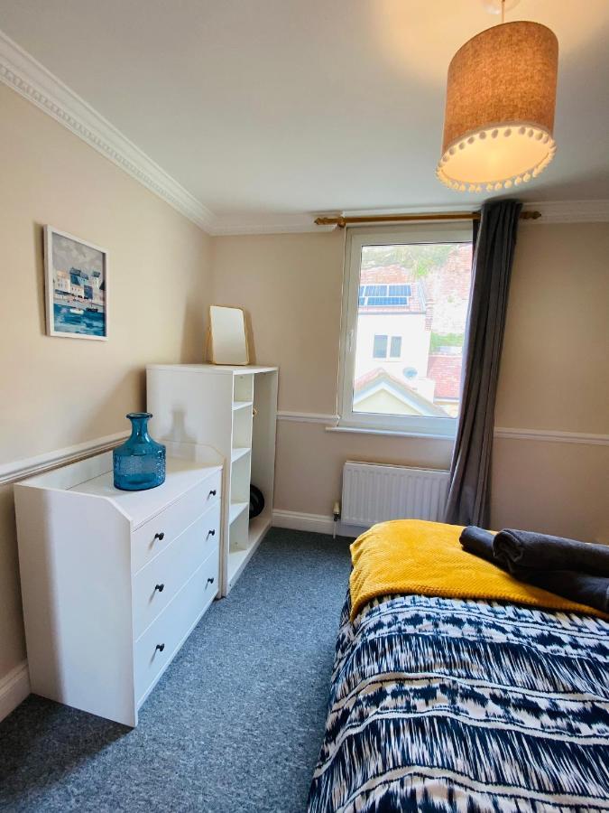 هاستَنغ Sea Front White Rock Apartment المظهر الخارجي الصورة